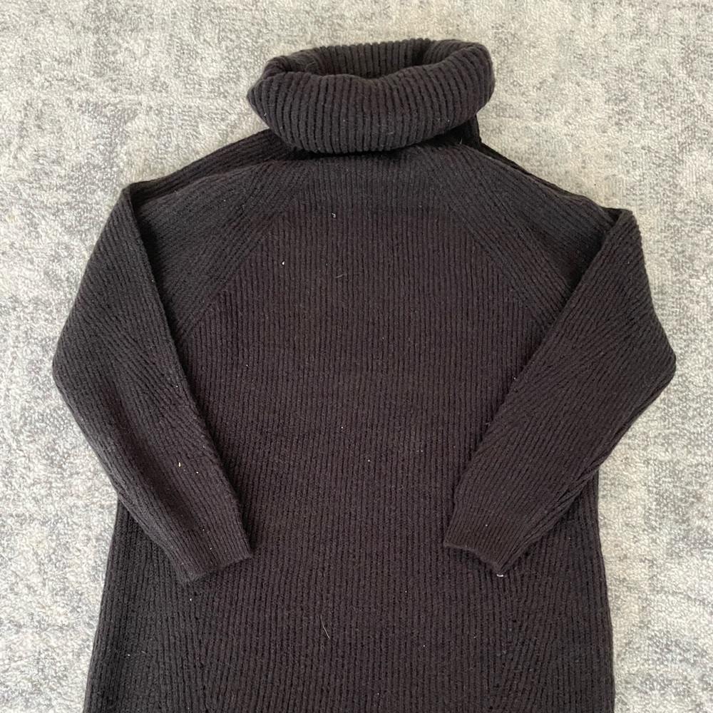 SOLAI The Label Turtleneck dress